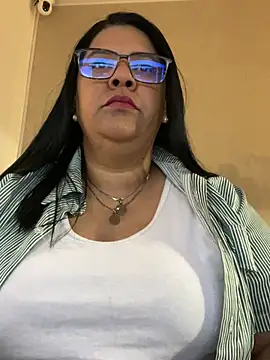 Snapshot of Carameloswing1 chatting on 02.12.26 Carameloswing1 online show from 02.12.26