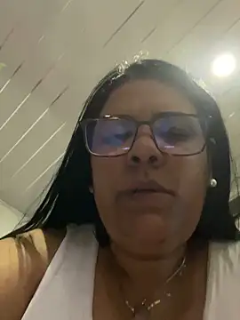 Snapshot of Carameloswing1 chatting on 02.13.26 Carameloswing1 online show from 02.13.26