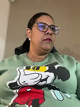 Snapshot of Carameloswing1 chatting on 02.23.26 Carameloswing1 online show from 02.23.26