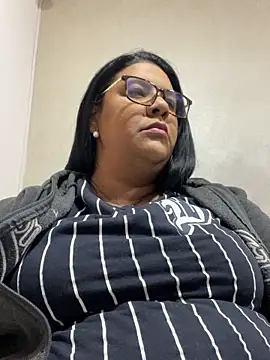 Snapshot of Carameloswing1 chatting on 03.14.26 Carameloswing1 online show from 03.14.26