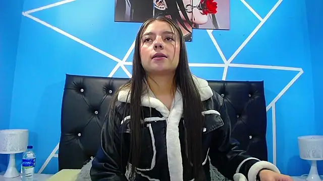 Snapshot of Diamond_juliana chatting on 12.20.25 Diamond juliana online show from 12.20.25