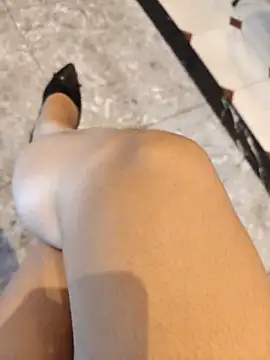 Snapshot of Miky_Lyn chatting on 02.18.26 Miky Lyn online show from 02.18.26