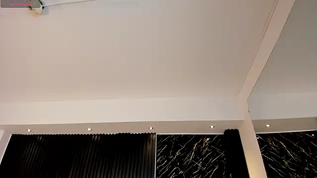 TiffanyHoustton online show from 02.23.26