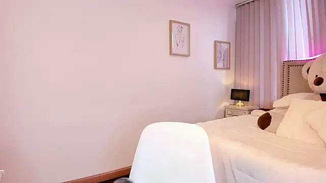 lya  brown online show from 02.20.26