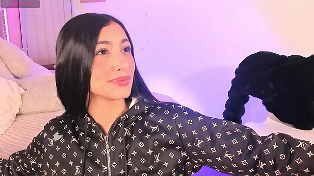 lya  brown online show from 06.04.26