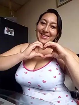 Valeria montana  online show from 01.12.26