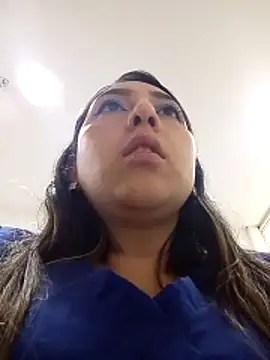 Valeria montana  online show from 02.27.26