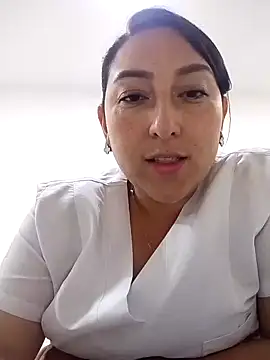 Snapshot of Valeria_montana_ chatting on 06.23.26 Valeria montana online show from 06.23.26