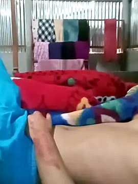 Snapshot of naughtygirl96 chatting on 04.06.26 naughtygirl96 online show from 04.06.26