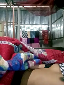 Snapshot of naughtygirl96 chatting on 04.12.26 naughtygirl96 online show from 04.12.26