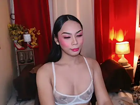 kylieEmparado online show from 06.17.26