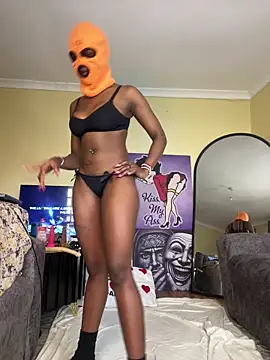 Snapshot of Privy001 chatting on 12.20.25 Privy001 online show from 12.20.25