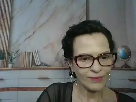 Luna-Hot0802 online show from 12.17.25