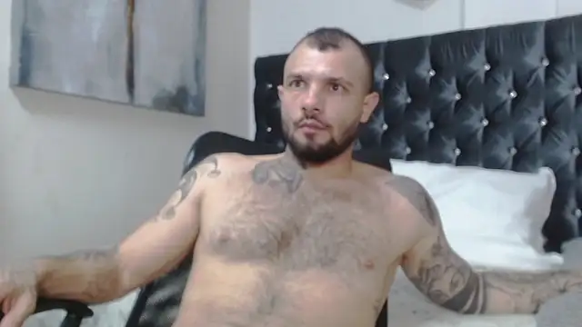 Snapshot of lucky_smith1 chatting on 01.05.26 lucky smith1 online show from 01.05.26