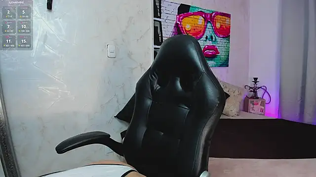 mialiore online show from 02.16.26