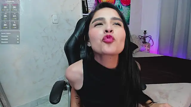 mialiore online show from 02.17.26