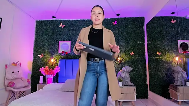 GabyyCute  online show from 01.11.26