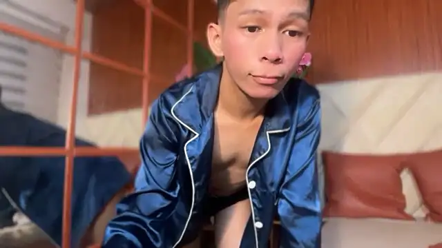 TheBoyAboveYou online show from 02.21.26