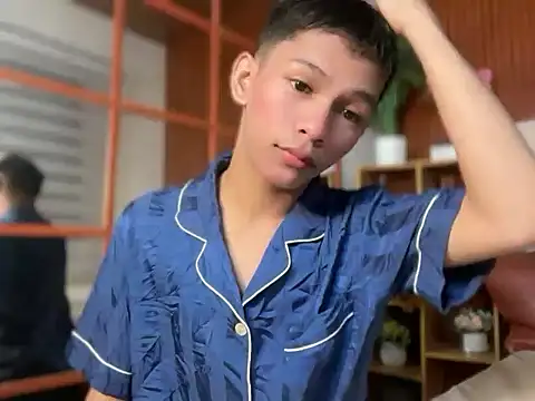 TheBoyAboveYou online show from 02.26.26