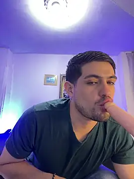 williamsmiiths16 online show from 03.26.26