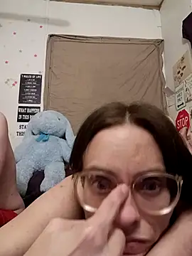 Snapshot of snowbird1117 chatting on 01.12.26 snowbird1117 online show from 01.12.26