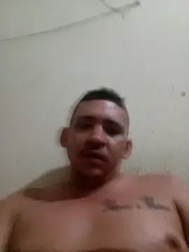 Snapshot of Alano2112 chatting on 12.04.25 Alano2112 online show from 12.04.25