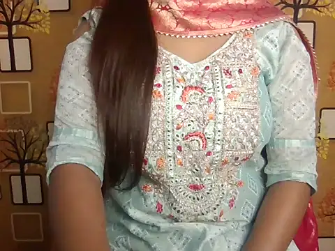 Hotty Suzuka online show from 12.05.25