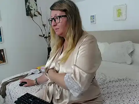 Snapshot of OlgaPavlova chatting on 06.25.26 OlgaPavlova online show from 06.25.26