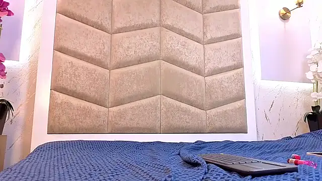 AfroditaWild online show from 02.20.26