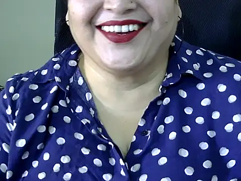 Snapshot of Soniya_Sha chatting on 03.06.26 Soniya Sha online show from 03.06.26