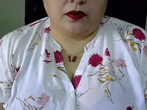 Snapshot of Soniya_Sha chatting on 03.08.26 Soniya Sha online show from 03.08.26