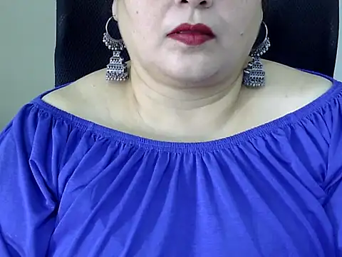 Snapshot of Soniya_Sha chatting on 04.11.26 Soniya Sha online show from 04.11.26