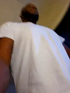 iLOVETRAY96 online show from 02.22.26