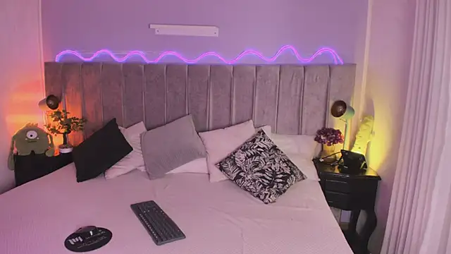 Snapshot of Aura_sun chatting on 01.19.26 Aura sun online show from 01.19.26