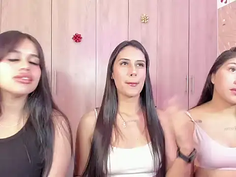 Snapshot of Miss_samantha3_ chatting on 01.05.26 Miss samantha3 online show from 01.05.26