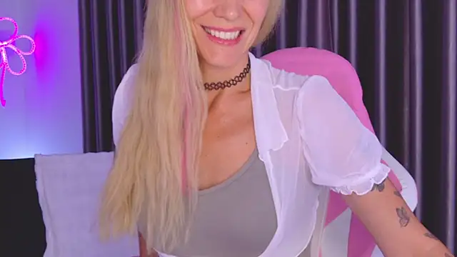 betty xoxoo online show from 06.28.26