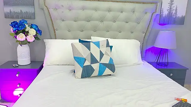 AnnieLeigt online show from 03.02.26