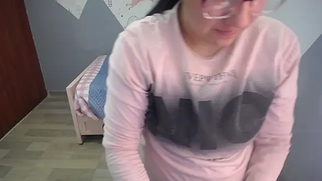 eva smit t online show from 01.07.26