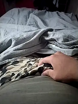 Snapshot of tiger_95MA chatting on 12.04.25 tiger 95MA online show from 12.04.25