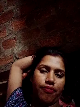 Snapshot of Misthi_hot chatting on 05.27.26 Misthi hot online show from 05.27.26