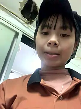 Snapshot of Mon_babyy chatting on 01.08.26 Mon babyy online show from 01.08.26