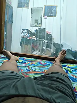 Snapshot of Suranga121 chatting on 07.29.26 Suranga121 online show from 07.29.26
