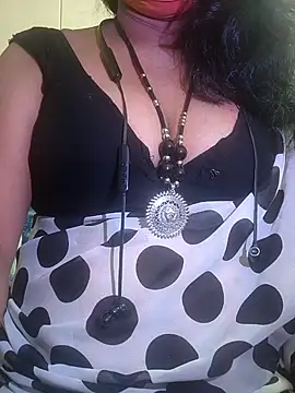 Snapshot of Preeti345 chatting on 07.19.26 Preeti345 online show from 07.19.26