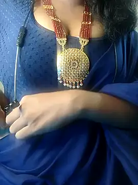 Snapshot of Preeti345 chatting on 07.22.26 Preeti345 online show from 07.22.26