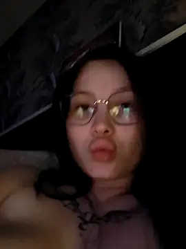 Snapshot of MeganBabyFox chatting on 08.02.26 MeganBabyFox online show from 08.02.26