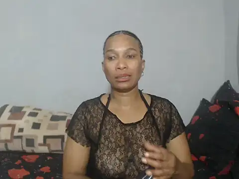 Phoenix Curvelicious online show from 01.17.26