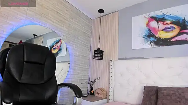 ariana  rosse online show from 04.18.26