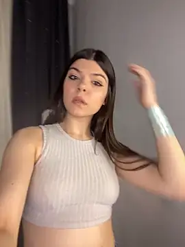 Snapshot of kira_seduce chatting on 12.05.25 kira seduce online show from 12.05.25