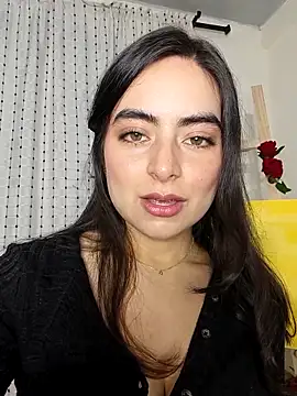 saasha Petit online show from 03.17.26