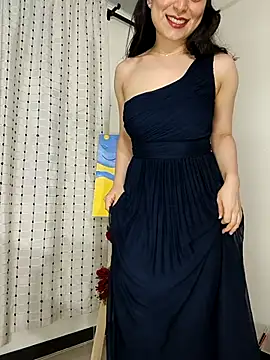 saasha Petit online show from 04.08.26